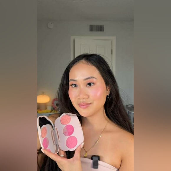 ⭐Gift Idea⭐BNIB LE REM Beauty X Wicked PINK Cherry Blossom Powder Blush Palette! - Picture 7 of 14